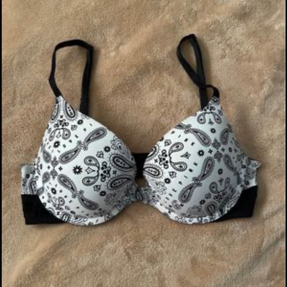32C PINK Push Up Bra